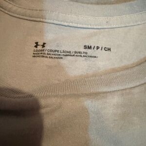 Under Armour tshirt